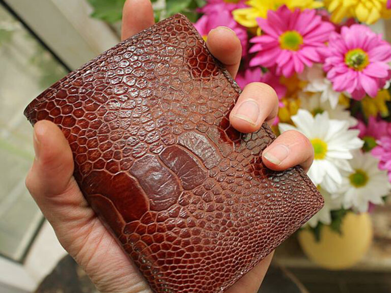 Best Bifold Wallets for Men