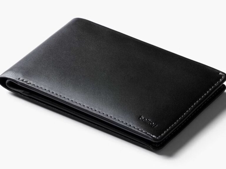 Bellroy travel wallet review