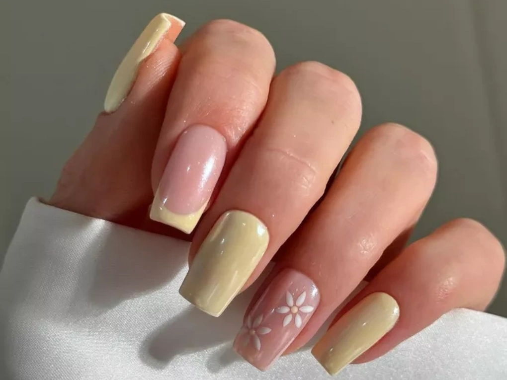 butter-yellow-and-sunshine-cream-andipew-1