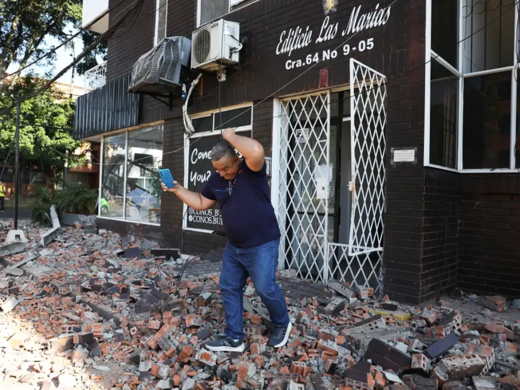 Colombia Earthquake Guide: Seismic Risk, History & Live Monitoring