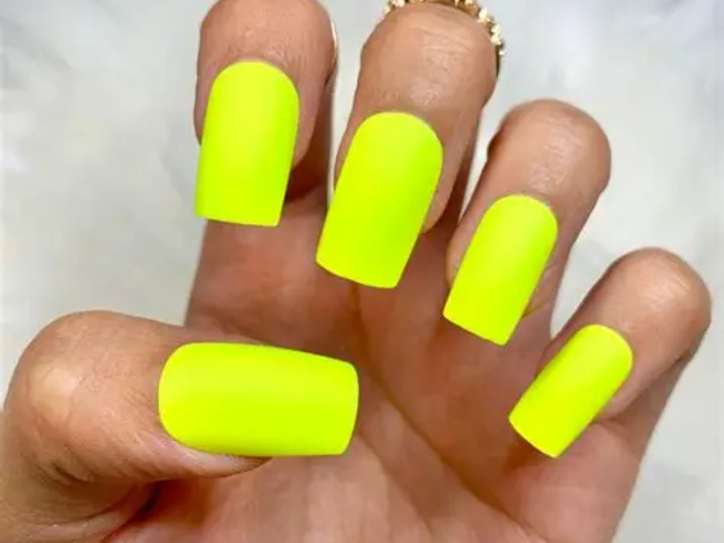electric-lime-and-fiery-tangerine-andipew