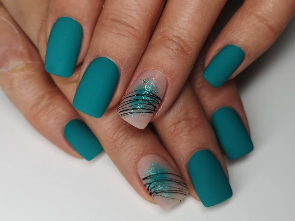 oceanic-cyan-and-deep-sea-cobalt-andipew